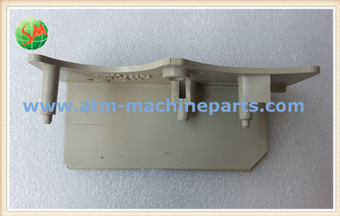 Wincor Nixdorf 1750044672 Plastikowa płyta boczna dla modułu CMD-V4