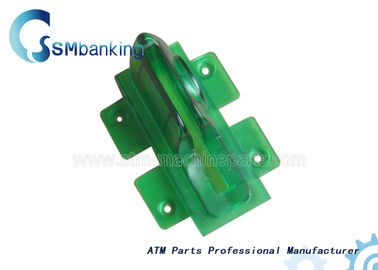 5884 5885 Bezel Anti Skimmer Części bankomatu NCR 445-0679257 4450679257